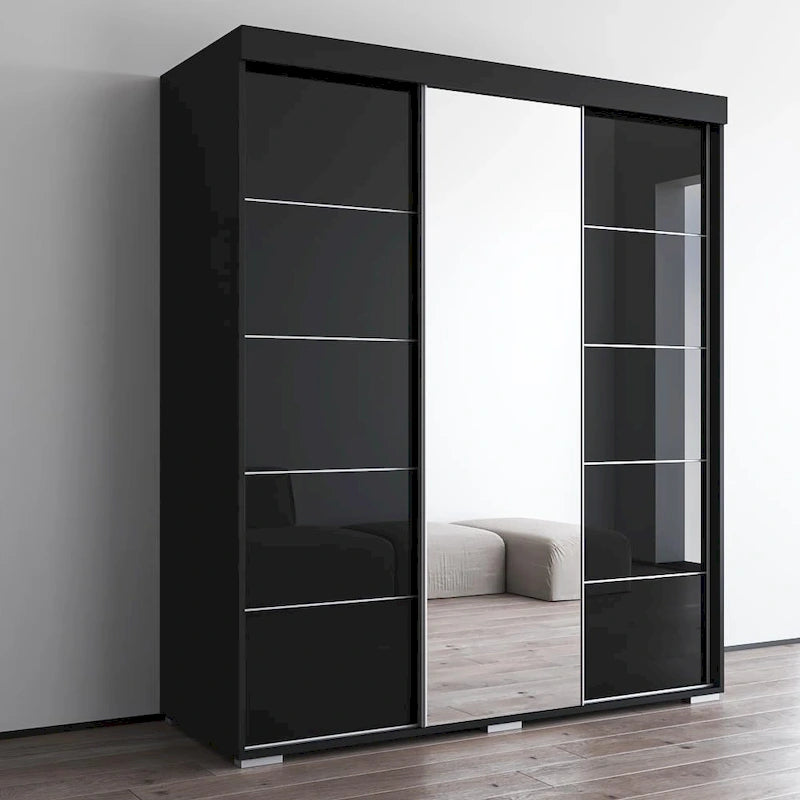 Armario moderno de tres puertas con espejo y frentes brillantes
