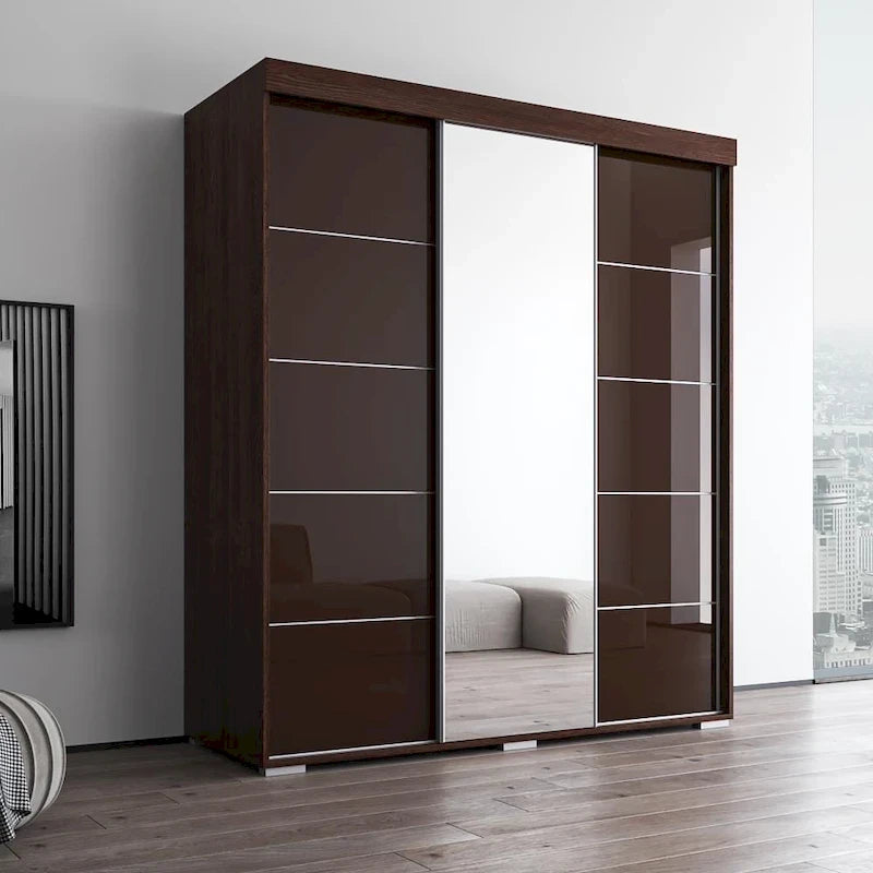Armario moderno de tres puertas con espejo y frentes brillantes