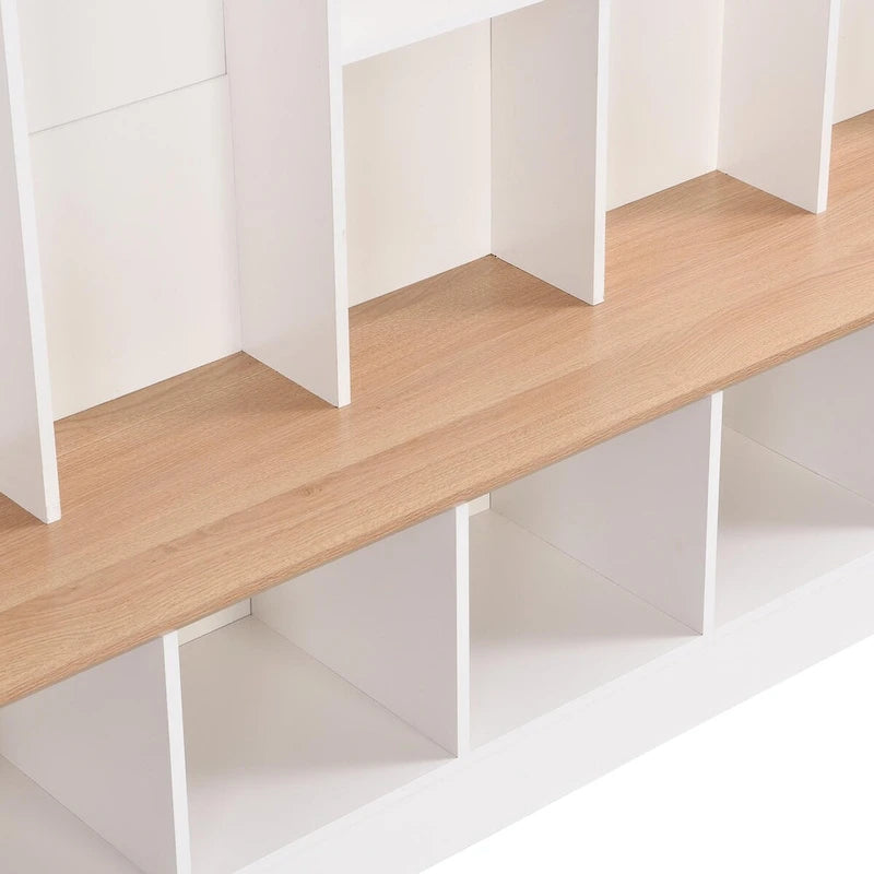 Garderobe für den Eingangsbereich mit Sitzbank und 8 Haken