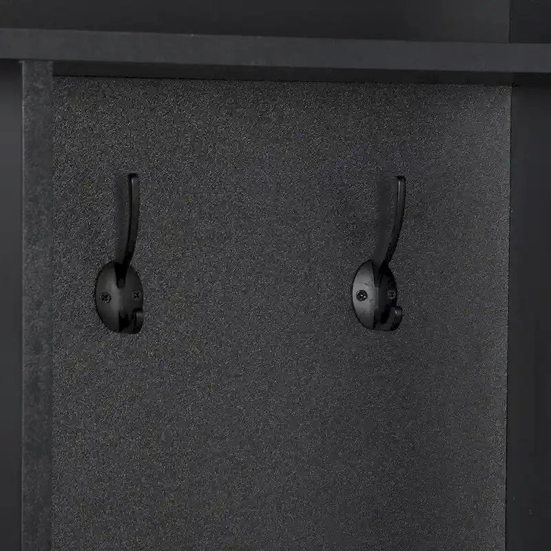 Garderobe für den Eingangsbereich mit Sitzbank und 8 Haken