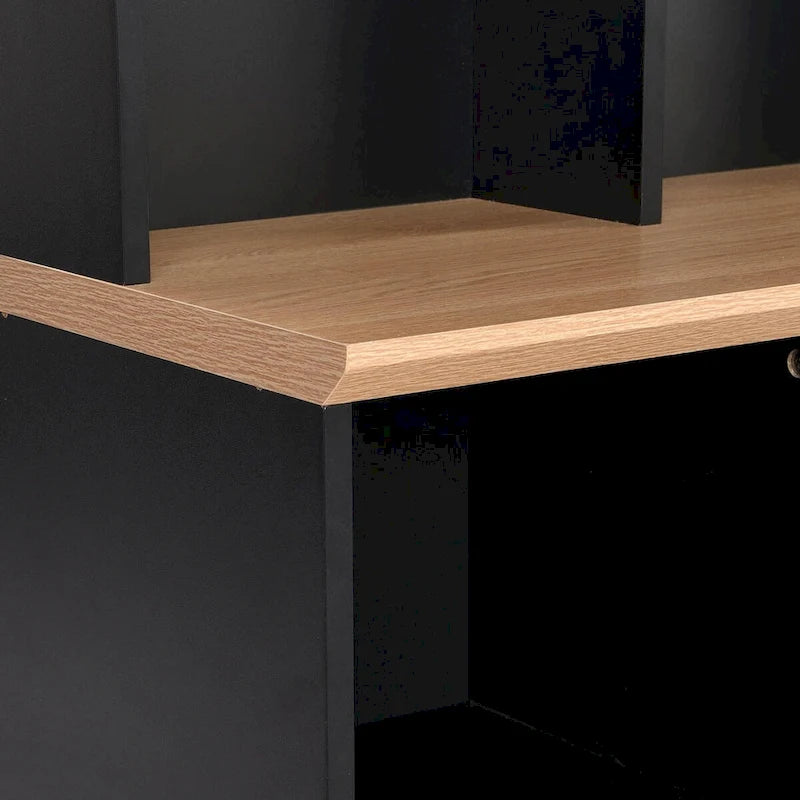Garderobe für den Eingangsbereich mit Sitzbank und 8 Haken